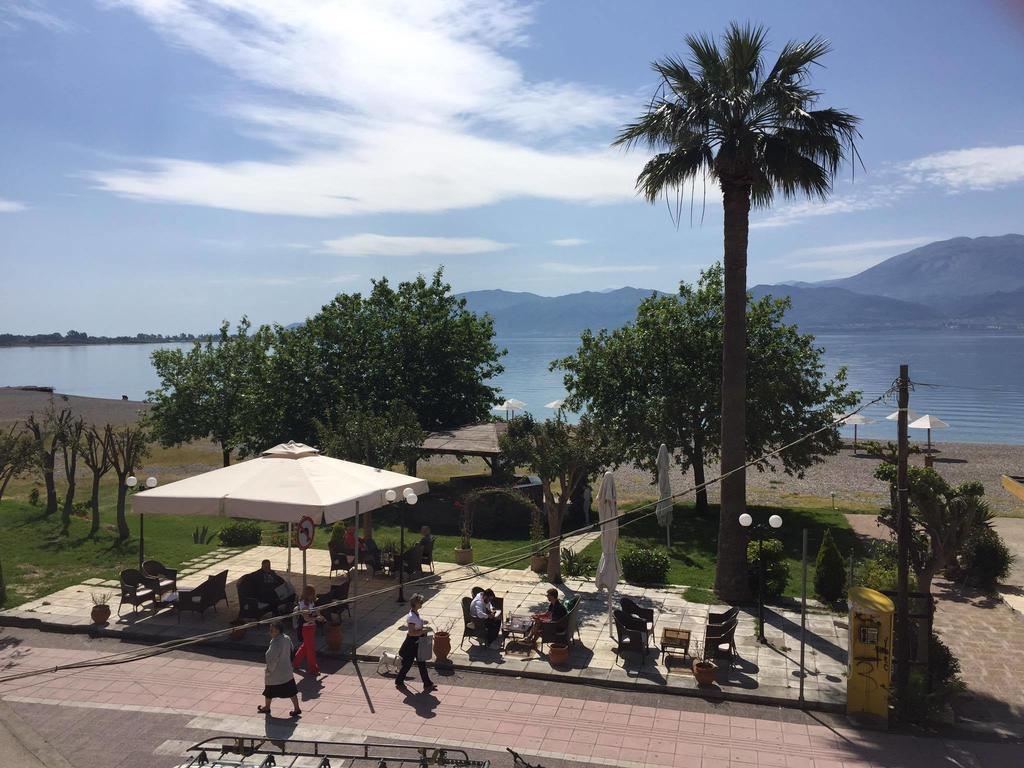 Regina Hotel Nafpaktos Exterior foto