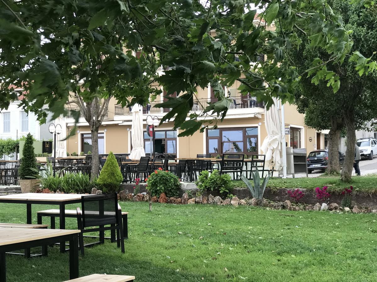 Regina Hotel Nafpaktos Exterior foto